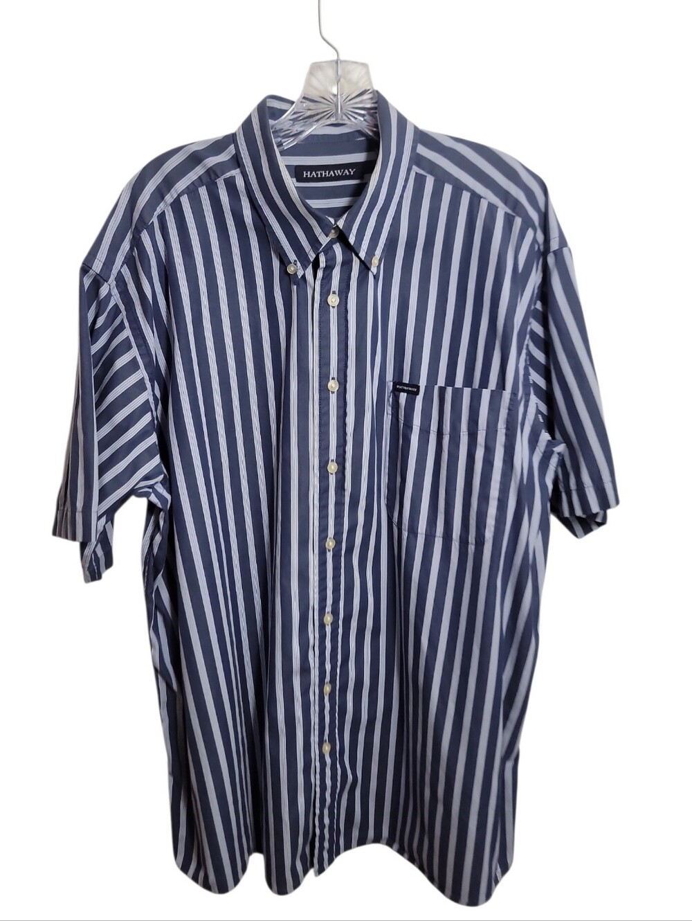 Hathaway men's XL blue white black striped short sleeve button down shirt casual